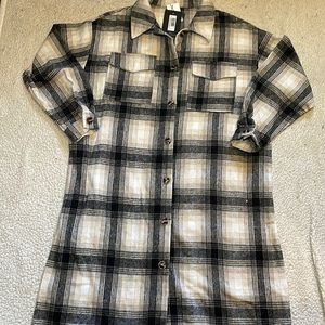 PrettyLittleThing Tall Gray Oversized Longline Checked Shacket